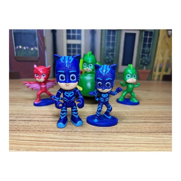 Lot of 5 PJ Masks Action Figures and Vehicle - Picture 5 of 5